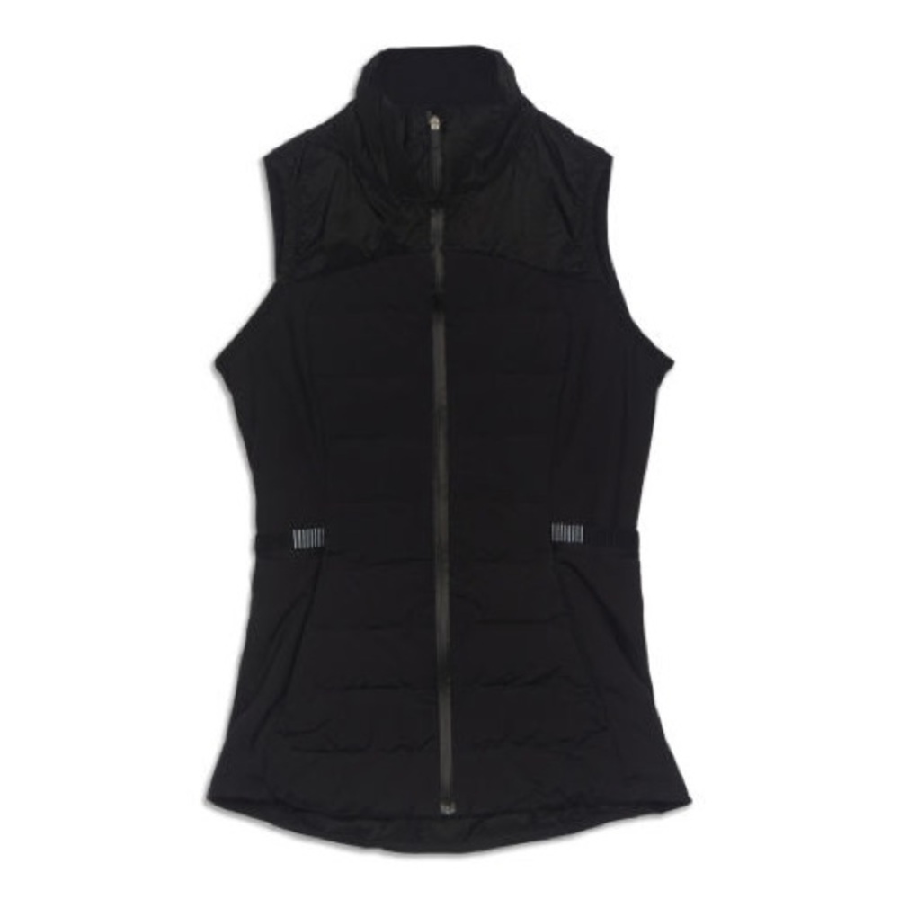 Women’s Lulu Lemon Down for It All vest Size 8 - black